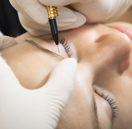Why Is Permanent Makeup for Seniors in Cleveland Gaining Popularity?